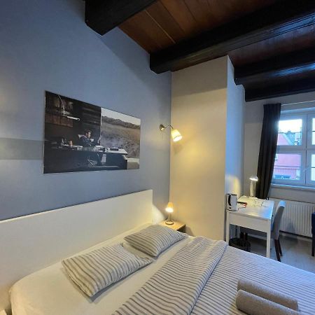 Lullaby Private Rooms Poznan Luaran gambar